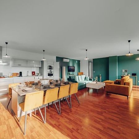 Design 3Bd Apartment Cooking Area In Architect Villa Praag Buitenkant foto