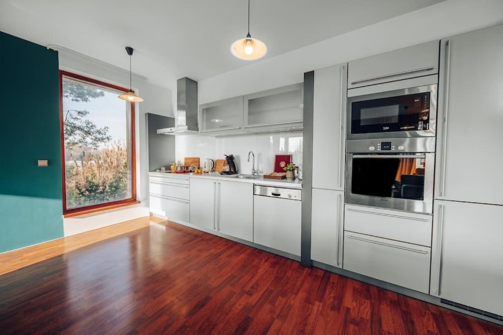 Design 3Bd Apartment Cooking Area In Architect Villa Praag Buitenkant foto